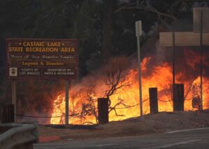 PHOTO Castaic Lake Recreation Area In California Is On Fire