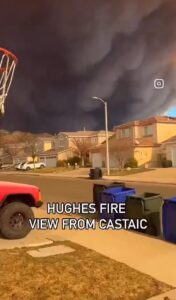 PHOTO Hughes Fire From Castaic CA Is Apocalyptic