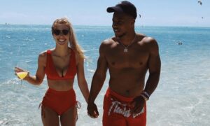 PHOTO Saquon Barkley's Wife In A Bikini