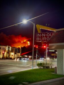 PHOTO The Palisade Fire Is Approaching An In-N-Out Burger Restaurant