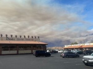 PHOTO View Of The Hughes Fire From Dario's Mexican Restaurant In Santa Clarita California