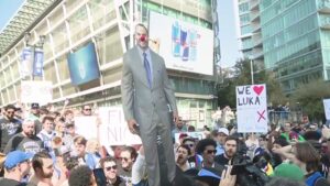 PHOTO Cardboard Cutout Of Nico Harrison Outside American Airlines Center In Dallas