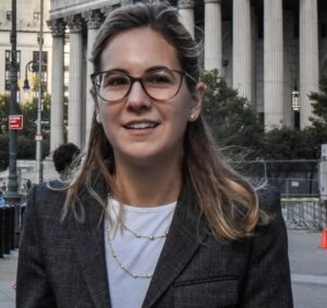 PHOTO Danielle Sassoon Looking Hot Outside DC Courthouse With Nerdy Glasses On