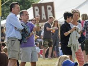 PHOTO Ghislaine Maxwell Feeding Little Girls To Epstein