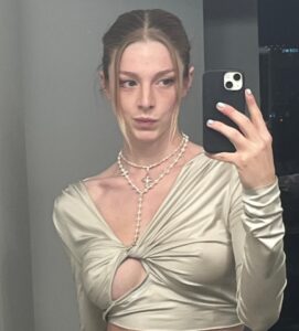 PHOTO Hunter Schafer Wearing A Cross Necklace