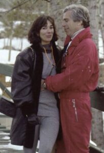 PHOTO Jeffrey Epstein Gr*ping Ghislaine Maxwell