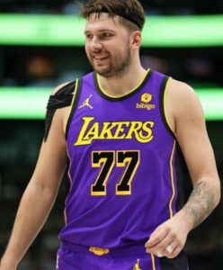 PHOTO Luka Doncic In A Los Angeles Lakers Uniform