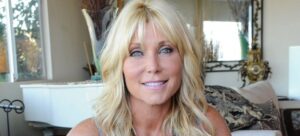 PHOTO Pamela Bach Had Very Expensive House With Custom Marble Bathtub But Decided To End Herself