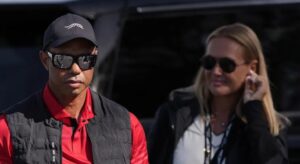 PHOTO Vanessa Trump Getting Out Of SUV With Tiger Woods