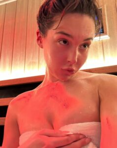 PHOTO Gabriella Zuniga Fresh Out Of The Shower With Only A Towel On