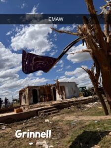 PHOTO Kansas State Wildcats Flag Waves In The Destruction Of Grinnell Kansas Tornado Debris