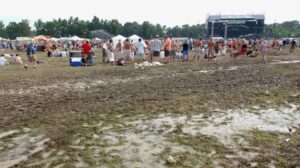 PHOTO People Out On The Field At Bonnaroo 2025 Even Though It Got Cancelled