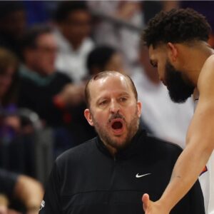 PHOTO Tom Thibodeau Yelling At Karl Anthony-Towns One Last Time
