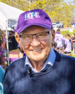 PHOTO Frank Caprio Wearing A Hope Pancreatic Cancer Hat