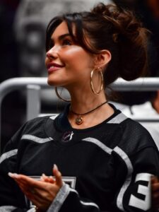 PHOTO Madison Beer Showing Off New Plastic Surgery At LA Kings Game