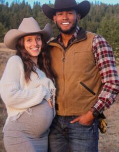 PHOTO Savannah Blackstock Lee's Baby Bump Is HUGE