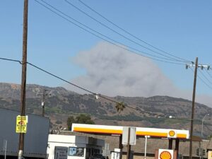PHOTO View Of Canyon Fire From Fillmore California