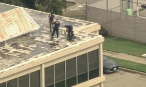 PHOTO Investigators Working The Scene At The Dallas ICE Detention Facility