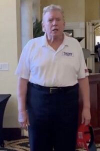 PHOTO Pete Hegseth Announces Fat Military Leaders Should Resign Including Trump Without His Hat And Shirt Tucked In