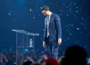 PHOTO Tucker Carlson Tribute To Charlie Kirk