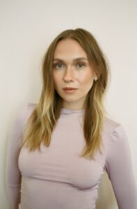 PHOTO Veronika Slowikowska Looking Very Pale