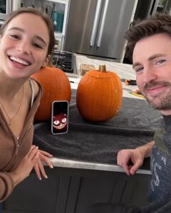 PHOTO Chris Evans And Alba Baptista Are Ready For Halloween