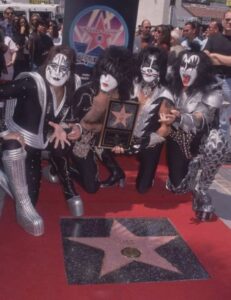 PHOTO Flowers On Ace Frehley Star On The Walk Of Fame In Hollywood California