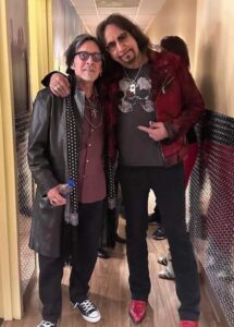PHOTO Peter Criss With Ace Frehley Before He Died