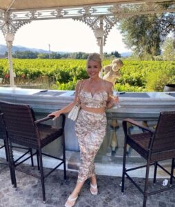 PHOTO Karoline Leavitt In A Foreign Country Showing Off The Boobies