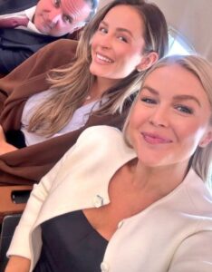 PHOTO Karoline Leavitt's Ass Taking Up A Lot Of Space On Air Force 1