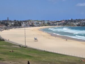 PHOTO Bondi Beach Completely Empty Two Hours Ago After Sydney Shooting
