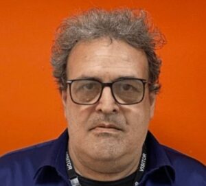 PHOTO Claudio Neves Valente Looked Like A Depressed Nerd