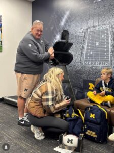 PHOTO Paige Shiver Thirst Trapping In Black Leggings In Michigan Football Offices