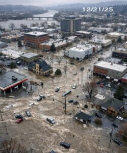 PHOTO Redding California Looks Like A Wasteland From Flooding
