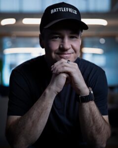 PHOTO Vince Zampella Wearing A Battlefield Hat