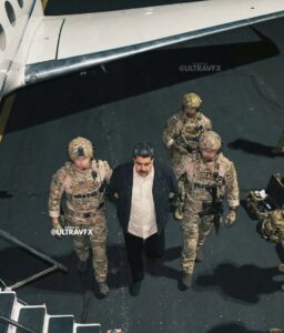 PHOTO DEA Agents Escorting Nicolas Maduro Off Plane