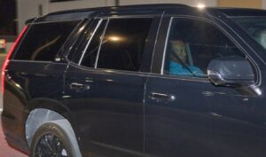 PHOTO Tiger Woods Got Picked Up In A Cadillac Escalade And Its All Scratched Up Like he Rolled It Over Too