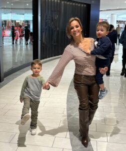 PHOTO Dianna Russini With Her Two Son's