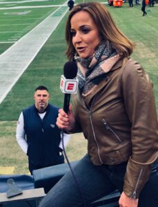 PHOTO Mike Vrabel Checking Out Diana Russini From Behind Knowing He Truly Can Hit That