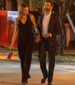 PHOTO Bettina Anderson Carrying $10K Designer Handbag