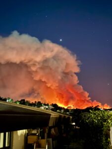 PHOTO The Sandy Fire Smoke Is Out Of Control In Simi Valley