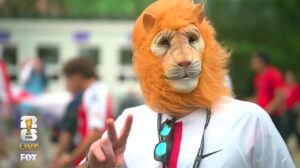 PHOTO Lion Mask At The World Cup