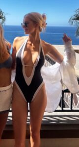 PHOTO Lane Kiffin's Daughter Landry Really Knows How To Rock A Bikini And Show Off Those Curves